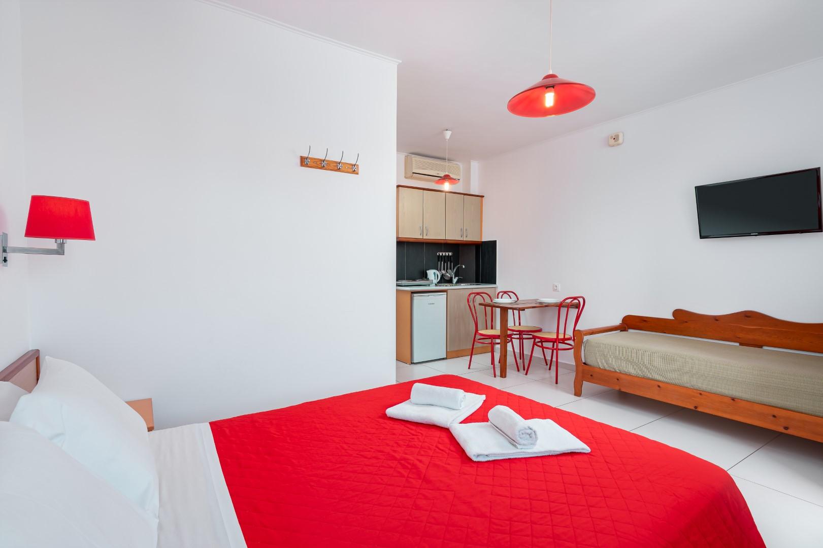 Bellos Hotel Apartments Hersonissos  Exterior foto