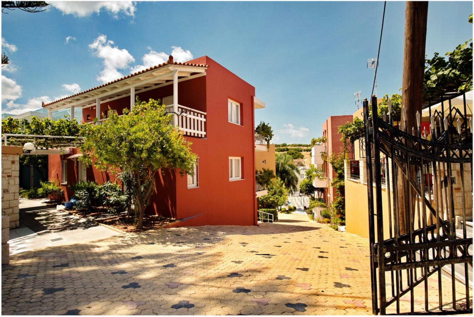 Bellos Hotel Apartments Hersonissos  Exterior foto