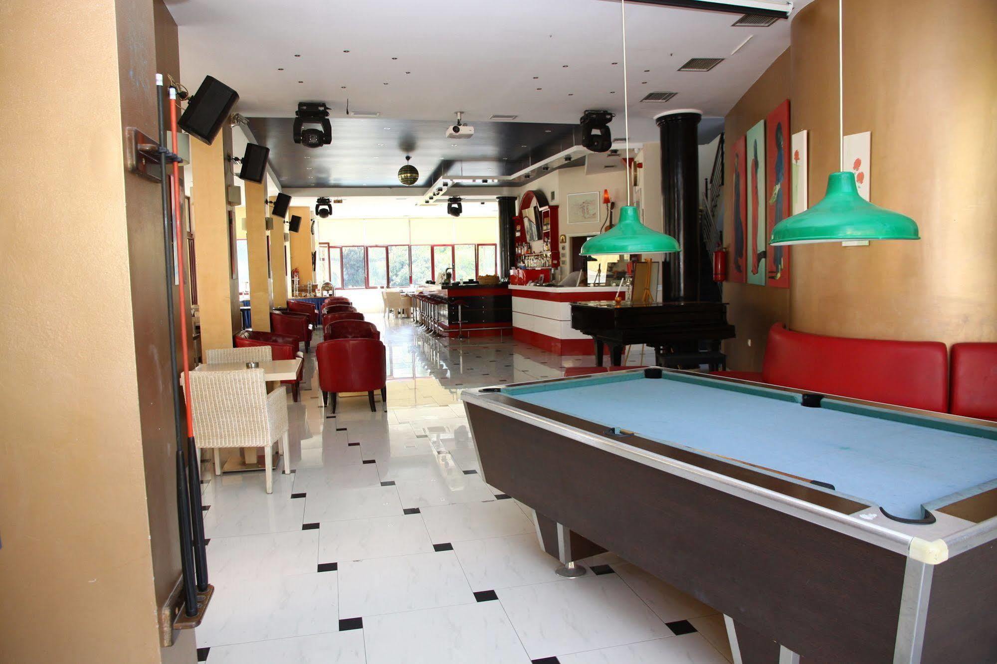 Bellos Hotel Apartments Hersonissos  Exterior foto